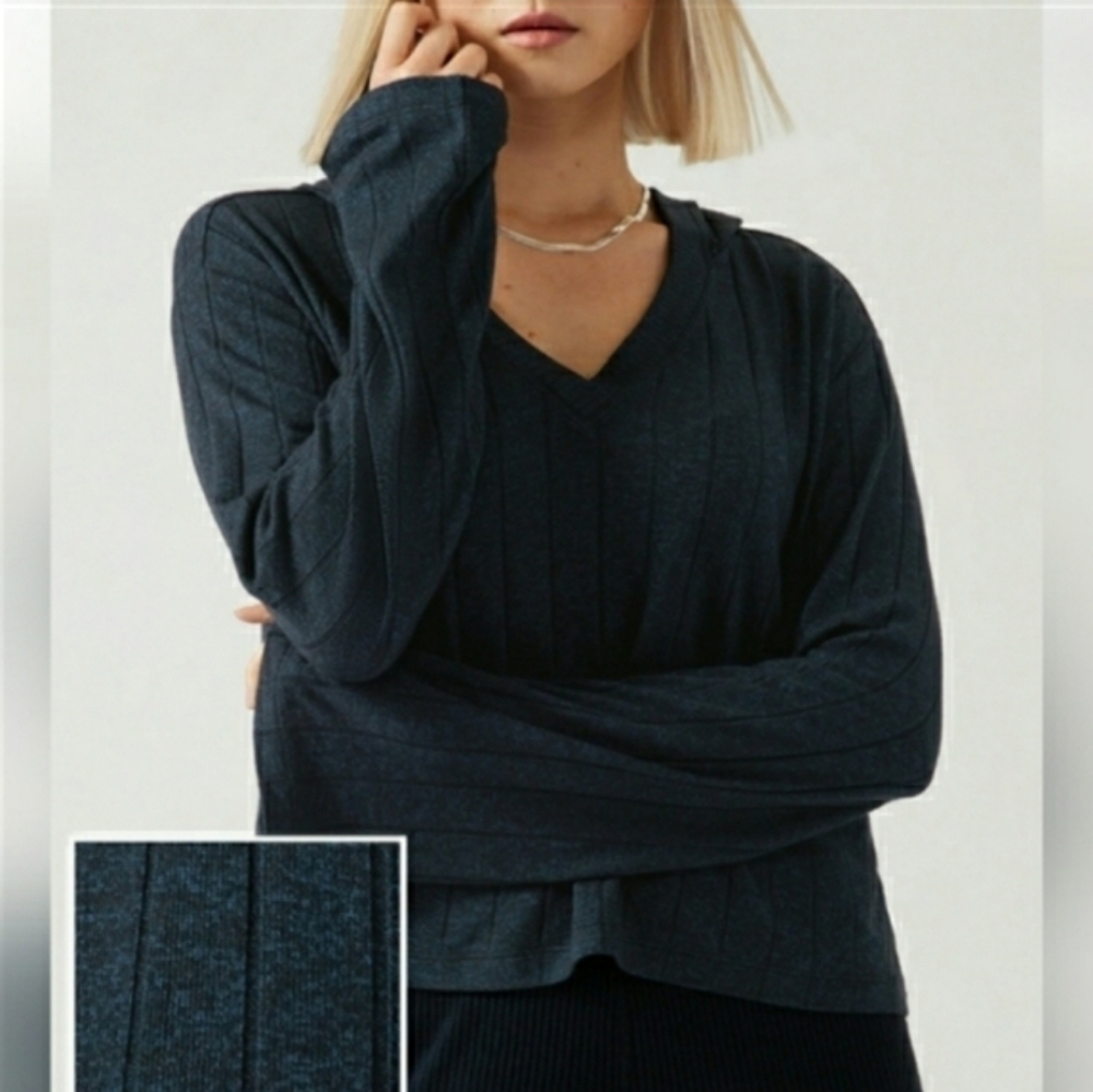 Athleta Hoodie Sweater